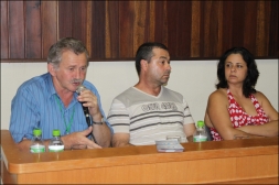 AUDIÊNCIA PÚBLICA SOBRE O ZIKA VÍRUS PROPOSTA PELO VER. VINICIUS PEGORARO (PMDB) TROUXE IMPORTANTES ESCLARECIMENTOS - Câmara de Vereadores de Canguçu