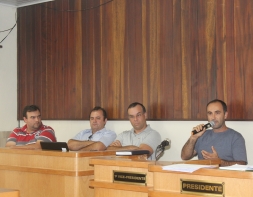 INSPETORIA VETERINARIA, EMATER E SECRETARIA DE DESENVOLVIMENTO RURAL EXPLICAM COMO OCORREM A FISCALIZAÇÃO DE ABATEDOUROS NO MUNICÍPIO - Câmara de Vereadores de Canguçu