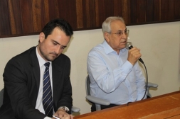 DIREÇÃO DO HOSPITAL COMPARECEU A SESSÃO ORDINÁRIA DO DIA (21/12) E ANUNCIA FECHAMENTO DO HOSPITAL NA QUINTA-FEIRA (24/12) - Câmara de Vereadores de Canguçu