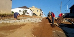 COMISSÃO ESPECIAL DA CÂMARA QUE TRATA DAS OBRAS DE CALÇAMENTO NA CIDADE ACONTECE NESTA SEGUNDA (19/10) O GABINETE DO PREFEITO - Câmara de Vereadores de Canguçu