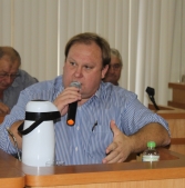 VER. NEVITON NORNBERG (PDT) SOLICITA QUE O ORÇAMENTO DO EXERCÍCIO 2015 DA CÂMARA SEJA REPASSADO PARA A PREFEITURA - Câmara de Vereadores de Canguçu