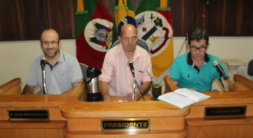 CÂMARA APROVA REAJUSTES SALARIAIS PARA O LEGISLATIVO E EXECUTIVO - Câmara de Vereadores de Canguçu