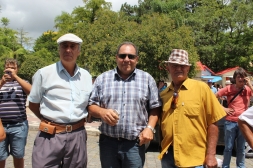 PRESIDENTE VER. RODNEI JACONDINO (PSDB) SOLIDARIZA-SE COM A MOBILIZAÇÃO CONTRA A ENTURMAÇÃO - Câmara de Vereadores de Canguçu