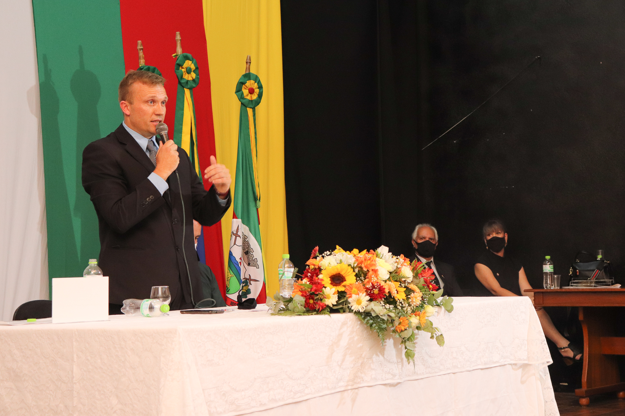 Leandro Ehlert faz balanço anual de ações enquanto presidente - Câmara de vereadores de Canguçu