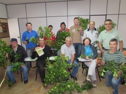 VER. CÉSAR SILVA (PSB) APOIA A CRIAÇÃO ASSOCIAÇÃO REGIONAL DOS PRODUTORES DE ERVA-MATE DO SUL DO ESTADO - Câmara de Vereadores de Canguçu