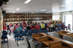 SESSÃO ORDINÁRIA DESTA SEGUNDA (08/09) PLENÁRIO LOTADO  - Câmara de vereadores de Canguçu