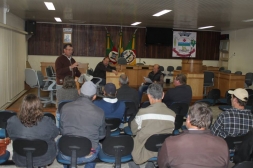 Vereadores recebem produtores da Cosulati - Câmara de vereadores de Canguçu