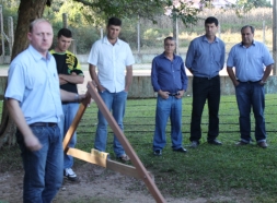 VER. RODNEI JACONDINO (PSDB) PARTICIPA DE DIA DE CAMPO NO HERVAL 2º DISTRITO - Câmara de Vereadores de Canguçu