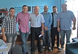 VER.NÉVITON NORNBERG (PDT) RECEBE O DEP. ESTADUAL GILMAR SOSSELA(PDT). - Câmara de Vereadores de Canguçu