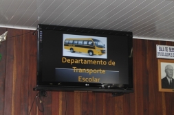 Secretária de Educação e Esportes juntamente ao Chefe do Núcleo de Transporte Escolar falam sobre o Transporte Municipal e o Programa Vale Transportes - Câmara de Vereadores de Canguçu