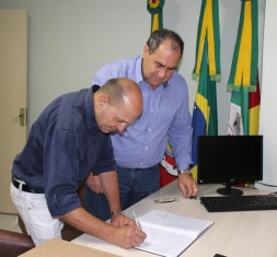 VER. BIGICO (PP) ASSUME A PRESIDÊNCIA DA CÂMARA  - Câmara de Vereadores de Canguçu