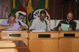 SESSÃO ORDINÁRIA DIA 30 DE MARÇO - Câmara de vereadores de Canguçu