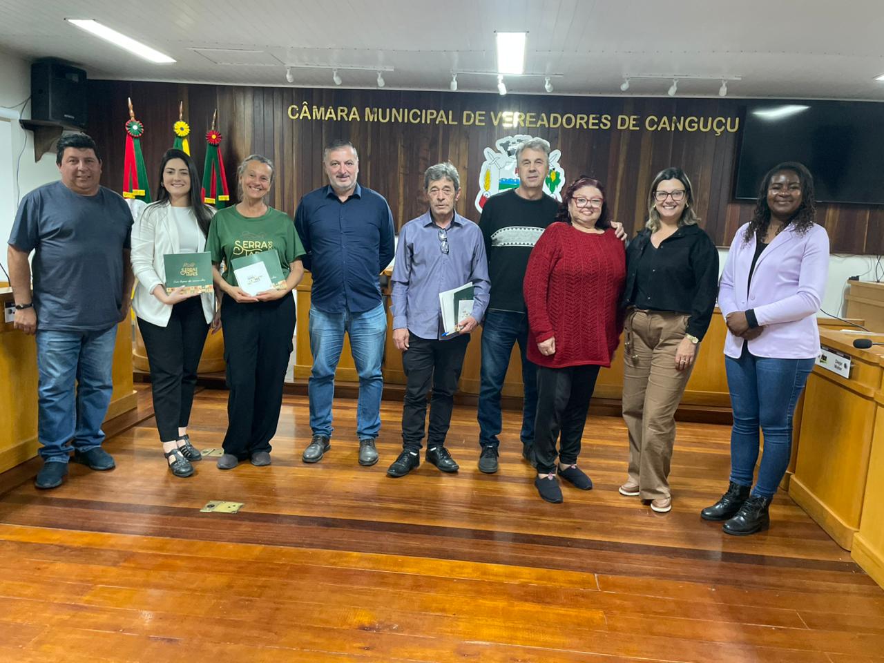 Representantes do turismo canguçuense realizam manifestação popular no plenário - Câmara de Vereadores de Canguçu