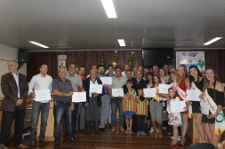 Sessão Solene de entrega das Moções de Louvor da Câmara Municipal de Canguçu - Câmara de vereadores de Canguçu