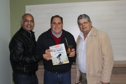 JORNALISTAS DA RÁDIO PELOTENSE VISITAM O PRESIDENTE RODNEI JACONDINO (PSDB) - Câmara de Vereadores de Canguçu