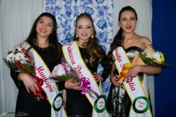 Senhorita Município 2016, Princesa dos Tapes e Senhorita Simpatia recebem Moção de Louvor - Câmara de vereadores de Canguçu